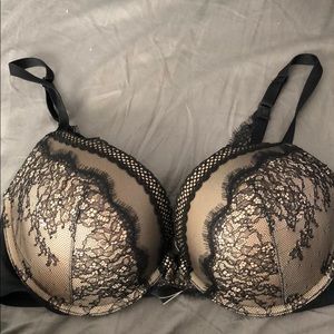 Victoria’s Secret Very Sexy Push Up Bra